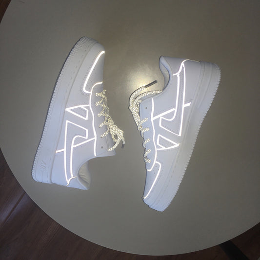 Chaussures blanches réfléchissantes pour hommes et femmes - parisienne chic